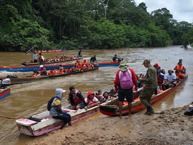 Estación Temporal de Asistencia Humanitaria (ETAH) en Lajas Blancas, provincia de Darién, Panamá, el 18 de agosto de 2023. (Foto de PIPE TEHERAN/AFP vía Getty Images)