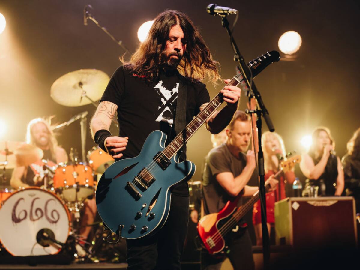 “Nos tomaremos un tiempo para llorar, sanar, y apreciar todos los recuerdos que tenemos juntos”: Foo Fighters