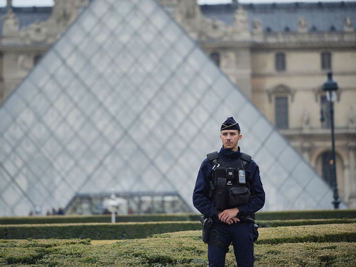 ¿Quién se robó las joyas del museo de Louvre en París? Estas es la principal hipótesis
