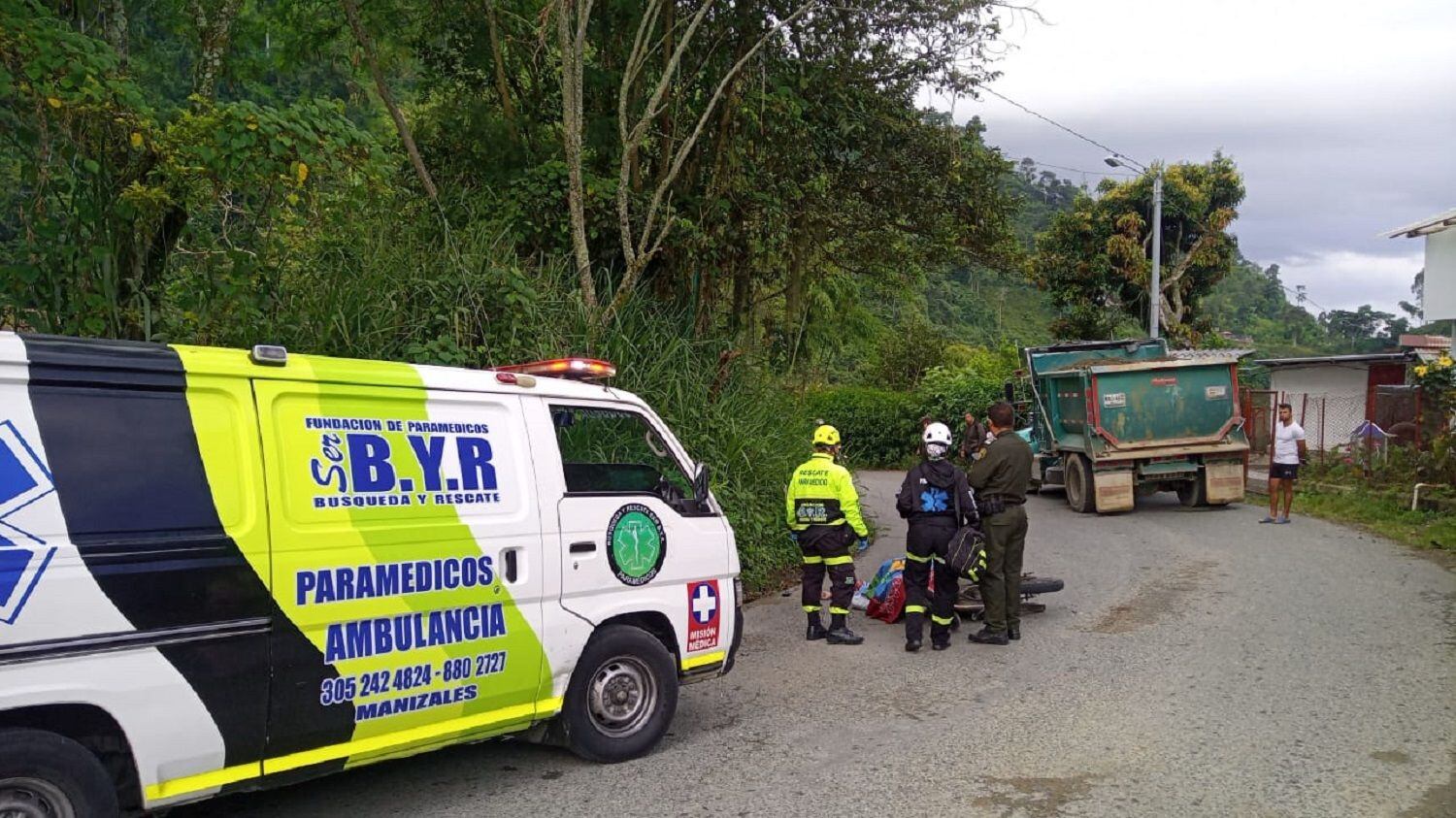 Accidente en la vía Manizales - La Cabaña. Crédito: BYR.