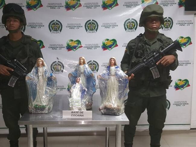 Decomisan cocaína camuflada en estatuas de la Virgen. Foto: Policía Antinarcóticos