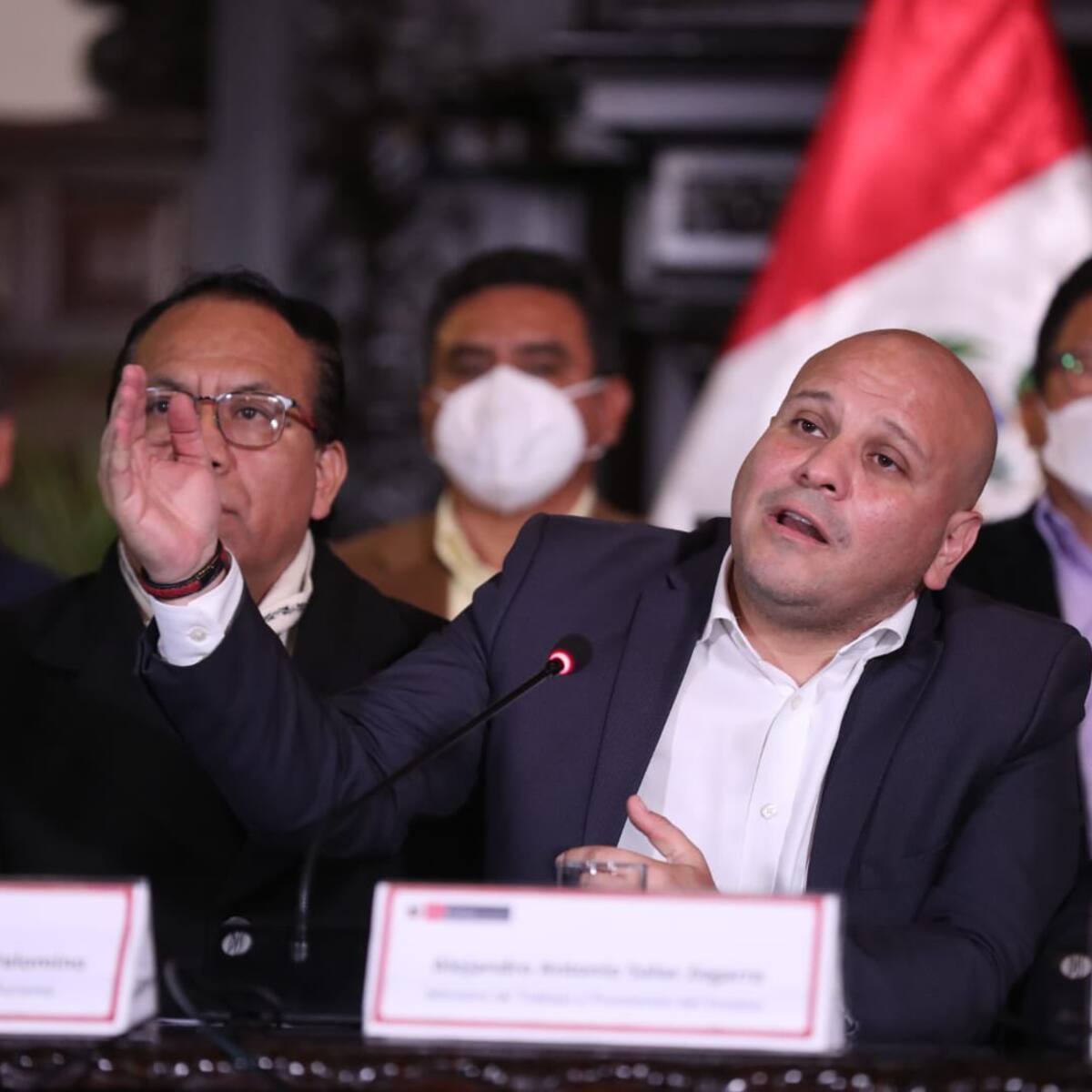 Si se rompe el orden democrático hay dictadura: ministro saliente de Trabajo de Perú
