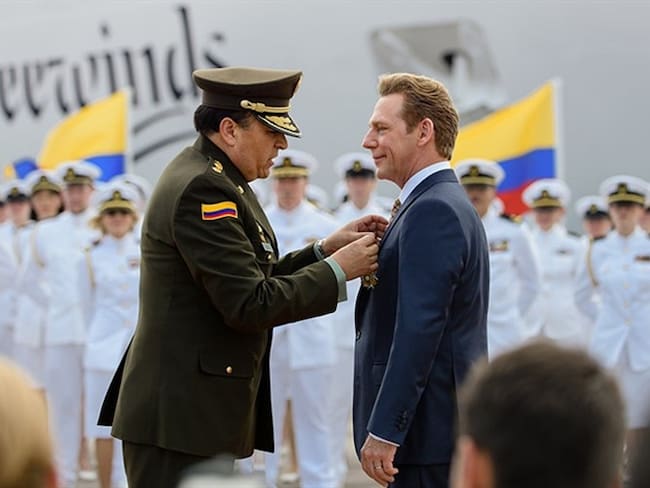 Investigan por qué oficial en retiro condecoró a líder de la cienciología en Barbados. Foto: https://www.davidmiscavige.org