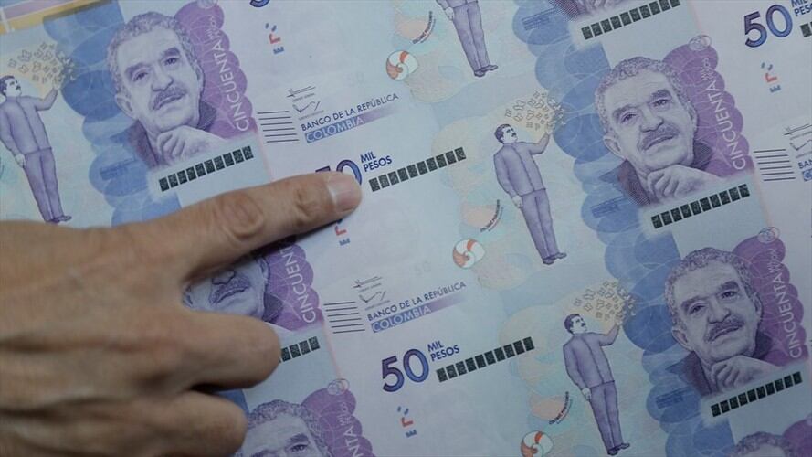 El Minhacienda anunció la creación de un nuevo programa de garantía y apoyos financieros para brindar liquidez a las medianas y pequeñas empresas. . Foto: Colprensa