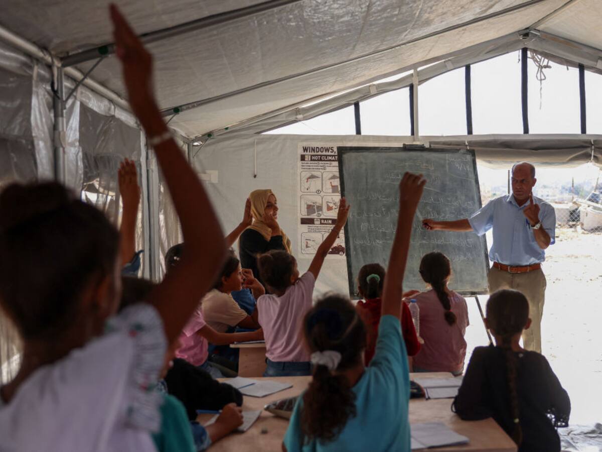 UNRWA afirmó que 620.000 niños en Gaza viven en medio de escombros y traumatizados