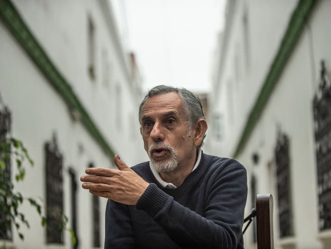 Hay una especie de guerra entre el Congreso y la Presidencia en Perú: Pedro Francke