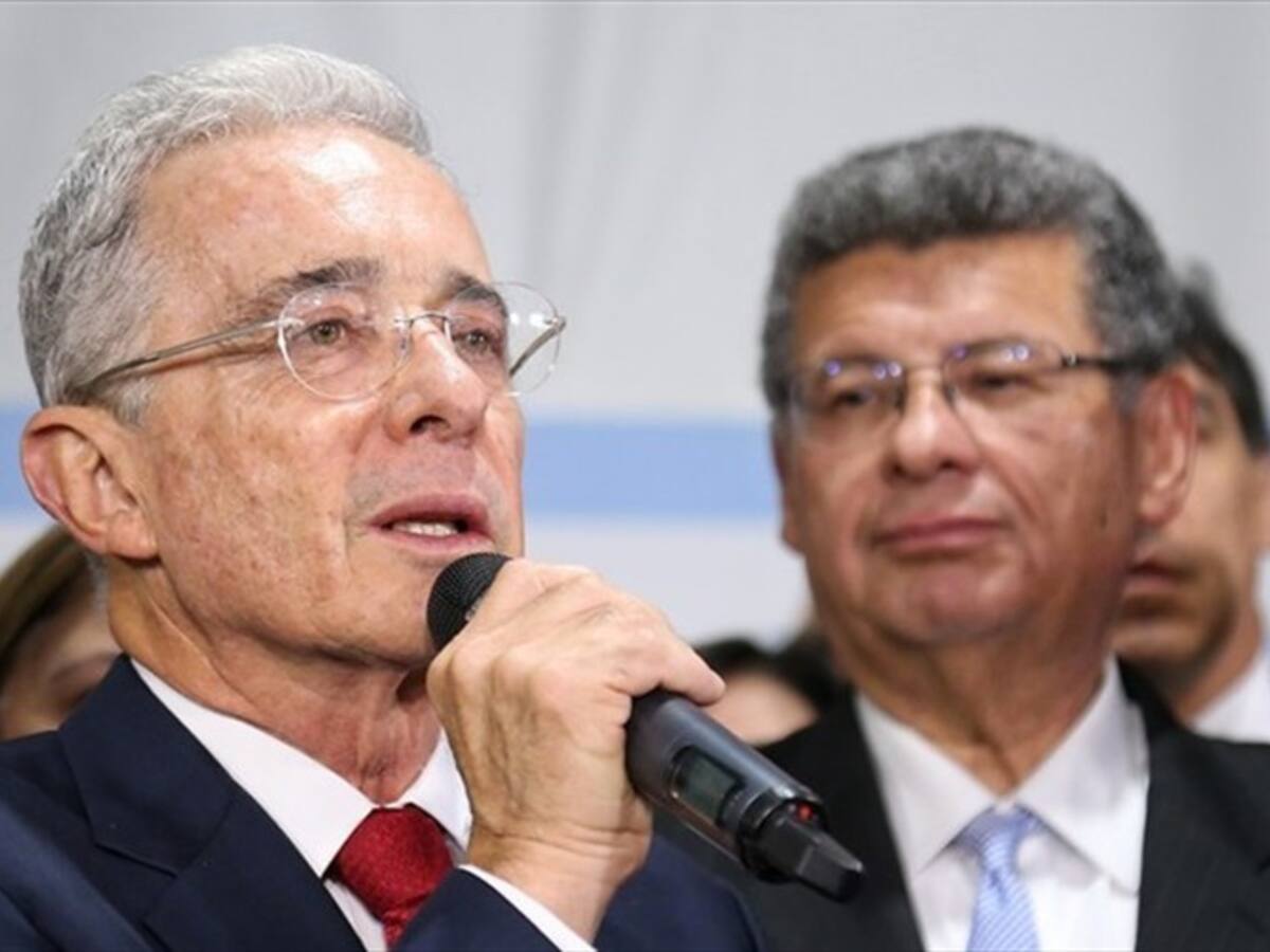 Desde la cárcel de Cómbita, exparamilitar hace señalamientos contra el expresidente Uribe