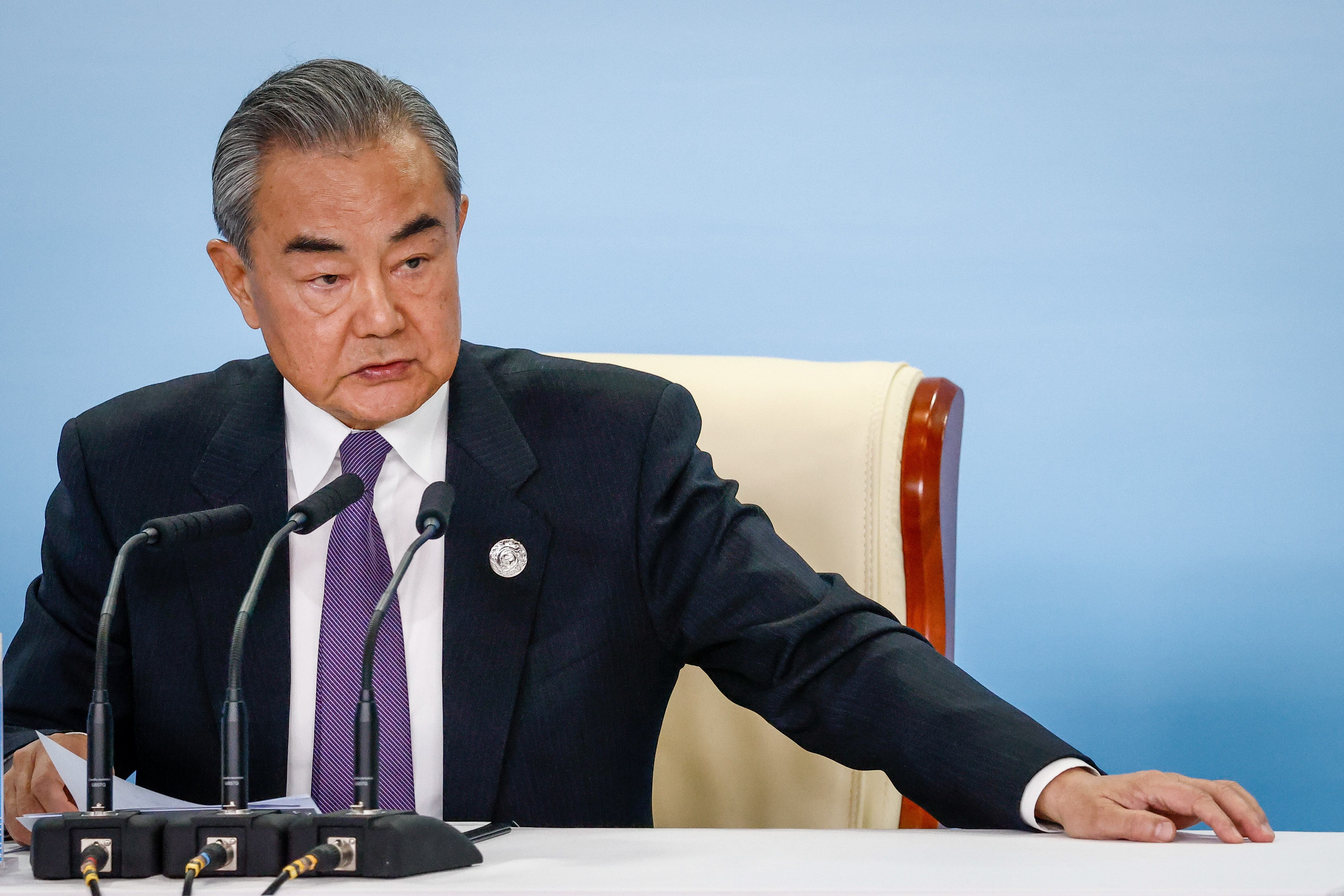 Wang Yi FOTO: EFE/EPA/MARK R. CRISTINO