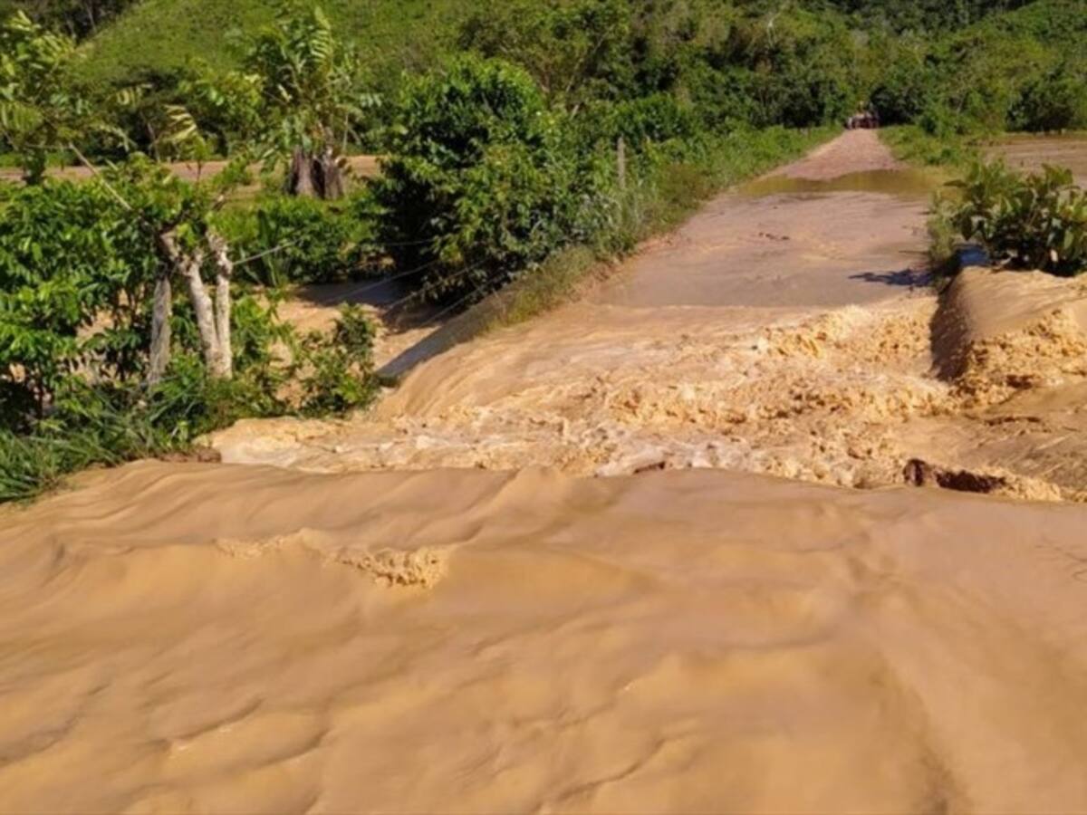 Fuertes lluvias dejan incomunicado al municipio de Tiquisio, sur de Bolívar