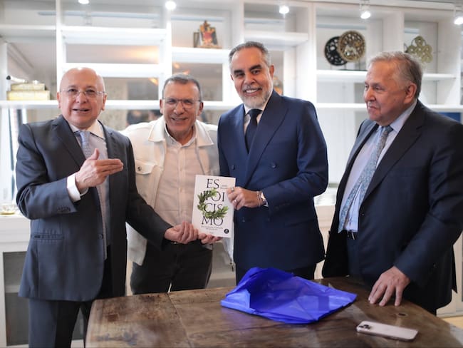 Eduardo Montealegre, Roy Barreras y Armando Benedetti. Fotos: X @AABenedetti