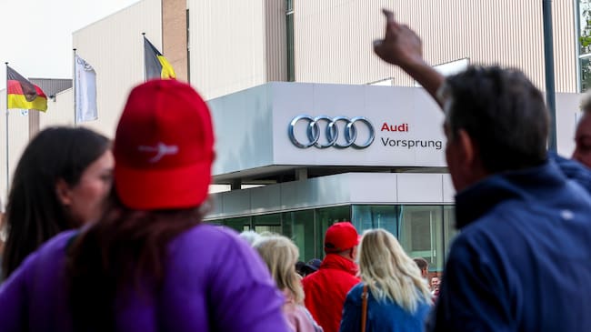 Sindicato de trabajadores de Audi. I Foto: EFE/EPA/OLIVIER HOSLET.