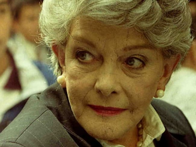 El sentido homenaje de Julio Sánchez Cristo a Gloria Valencia de Castaño