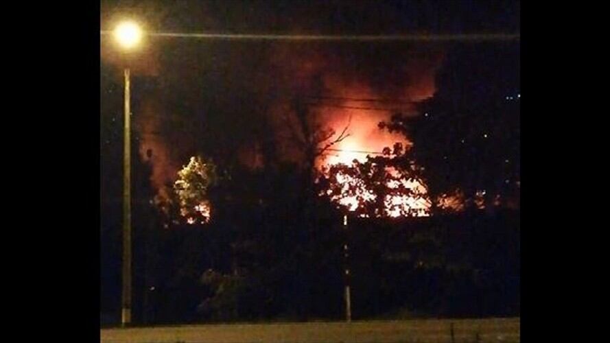 Incendio consume parque industrial en Girardota, norte del Valle de Aburrá. Foto: