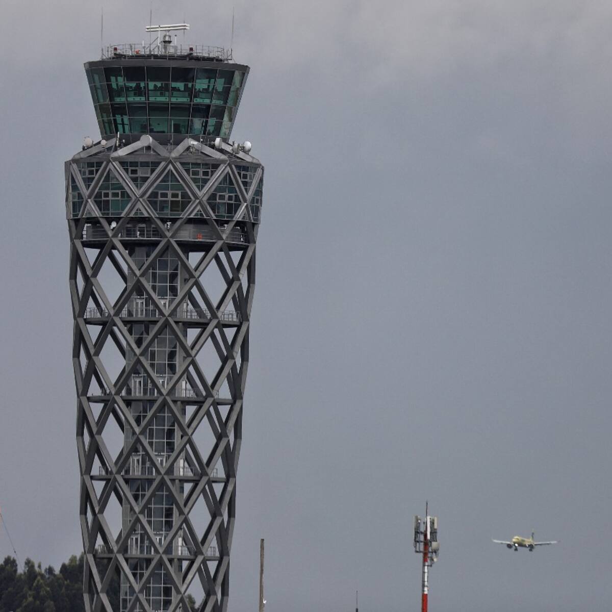 Puede haber retrasos en los vuelos: Acodelca por colapso en red de Aeronáutica Civil