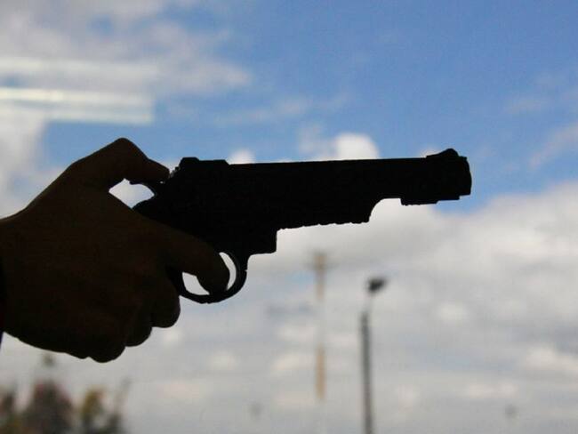 Jóvenes que actuaban en un atraco para video fueron heridos por Policía