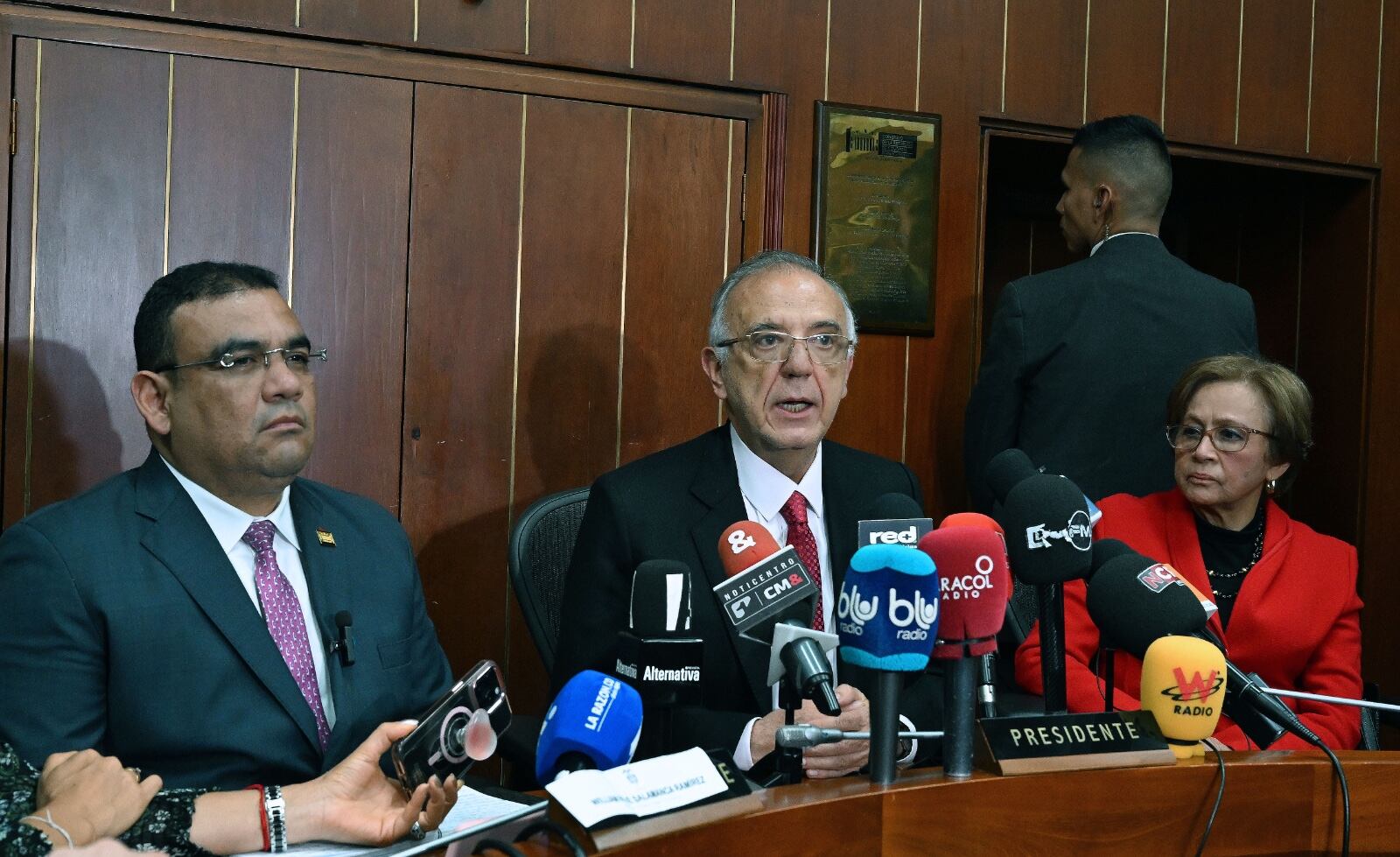 Ministro de Defensa, Iván Velásquez. Foto: Cortesía.