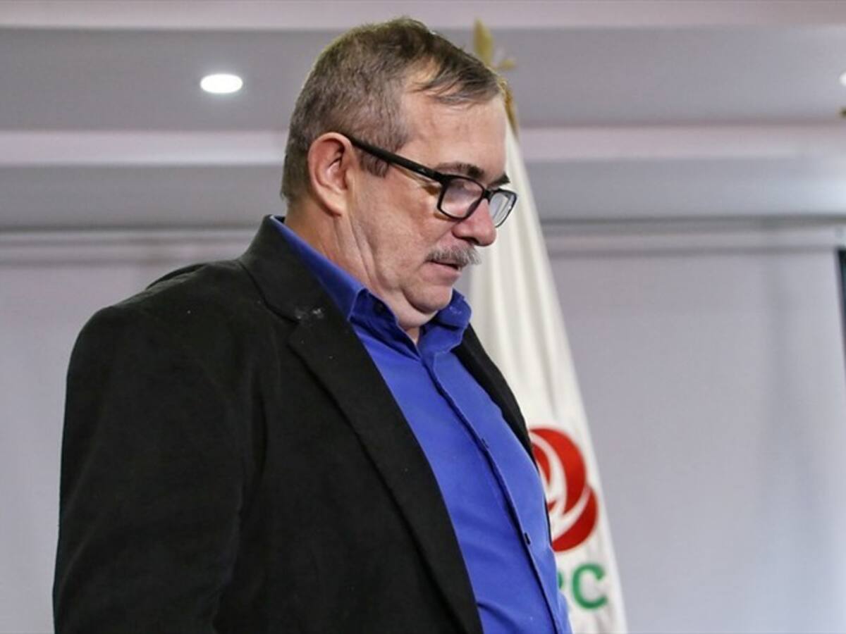 Decir que intento de atentado fue una cortina de humo no es objetivo: Rodrigo Londoño