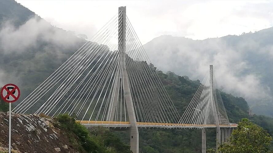 La Contraloría confirmó que se harán investigaciones referentes a la calidad de los materiales utilizados, fallas en la construcción y errores en el cálculo de vientos. Foto: Cristian Medina