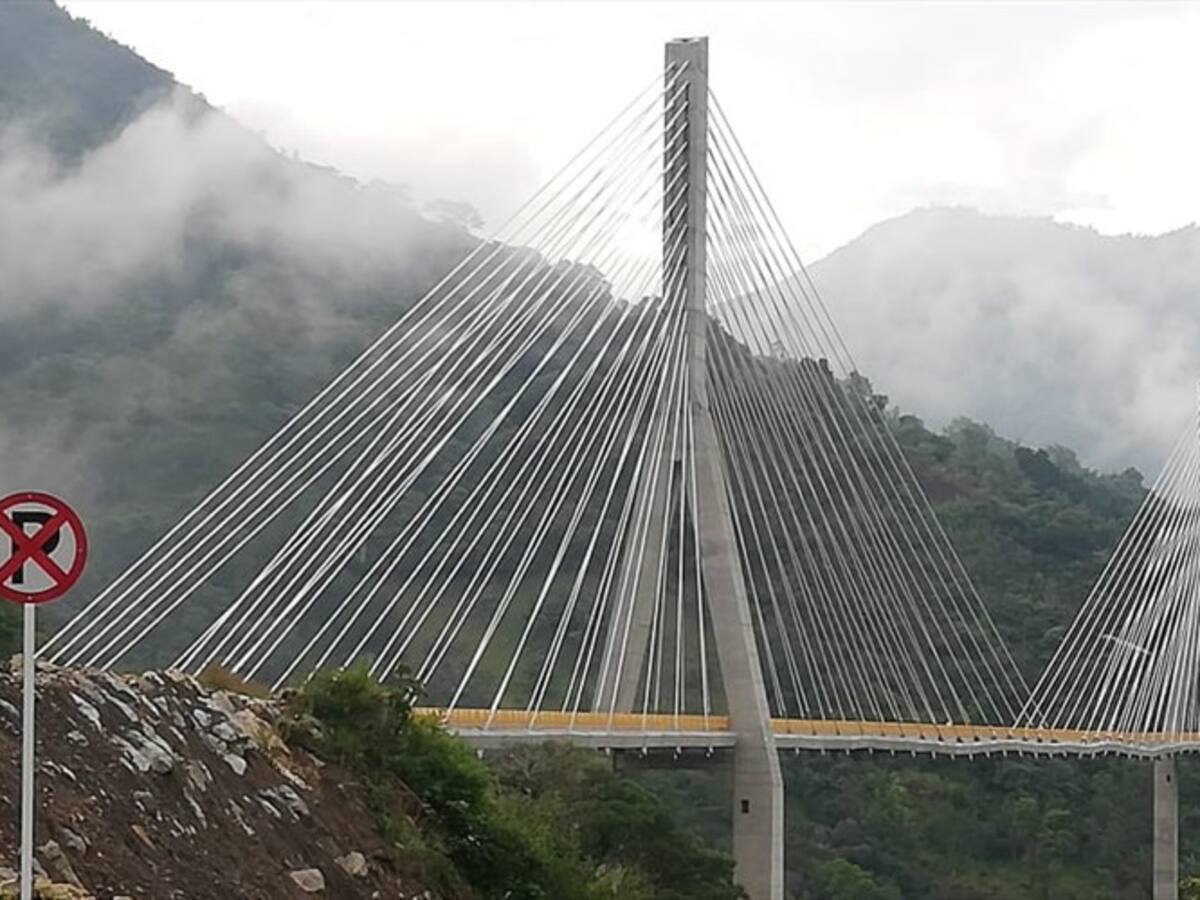 ¿El puente Chirajara y el puente Hisgaura tuvieron el mismo diseñador?