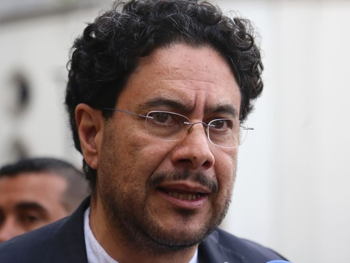 Juez niega acción de tutela de Iván Cepeda contra Álvaro Uribe y sus hijos