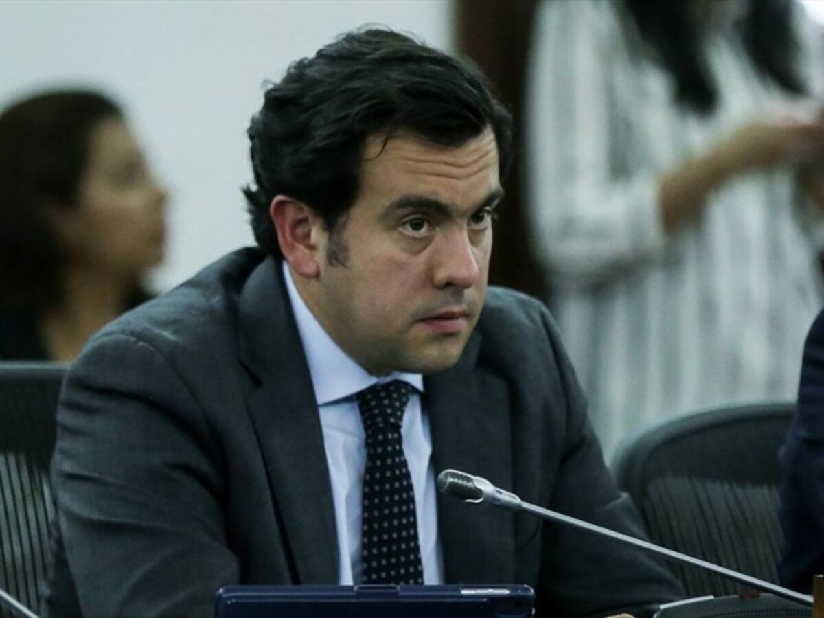 “El Gobierno merece moción de censura”, decía Rodrigo Lara hace tres días