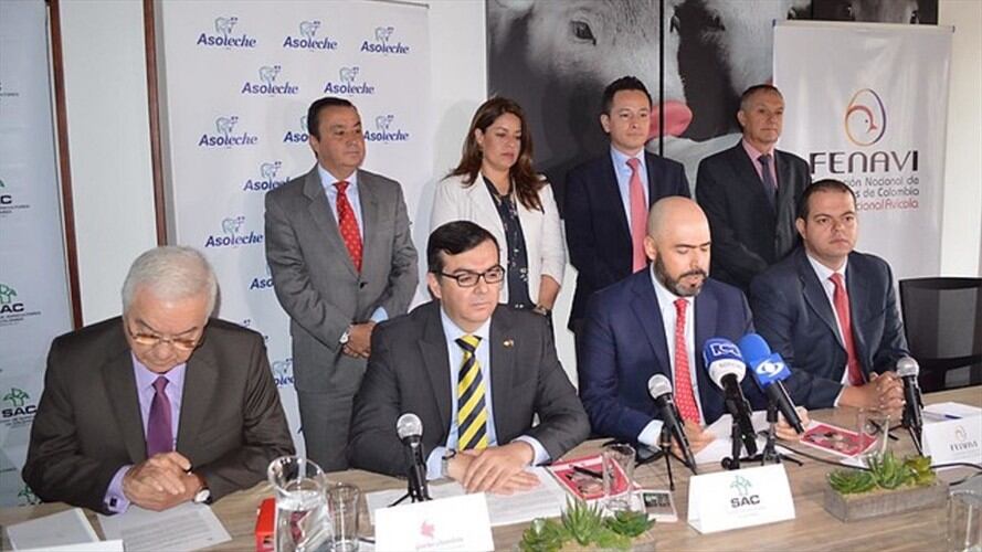 Agricultores del país consideran inconveniente gravar con IVA la comida de los colombianos. Foto: Colprensa