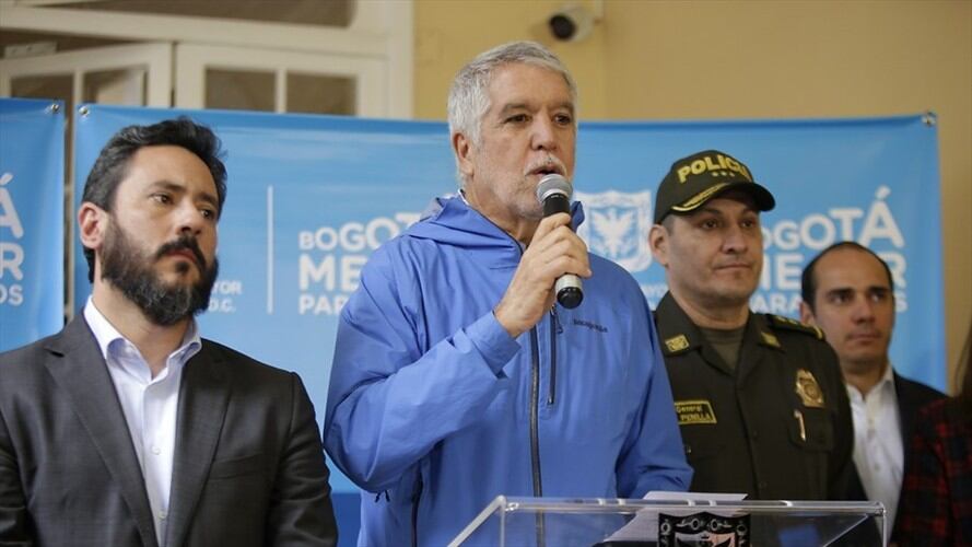 El alcalde Enrique Peñalosa realizó este viernes un Consejo de Seguridad, tras los desmanes presentados este jueves por las marchas de estudiantes de universidades públicas y sindicatos. Foto: Colprensa