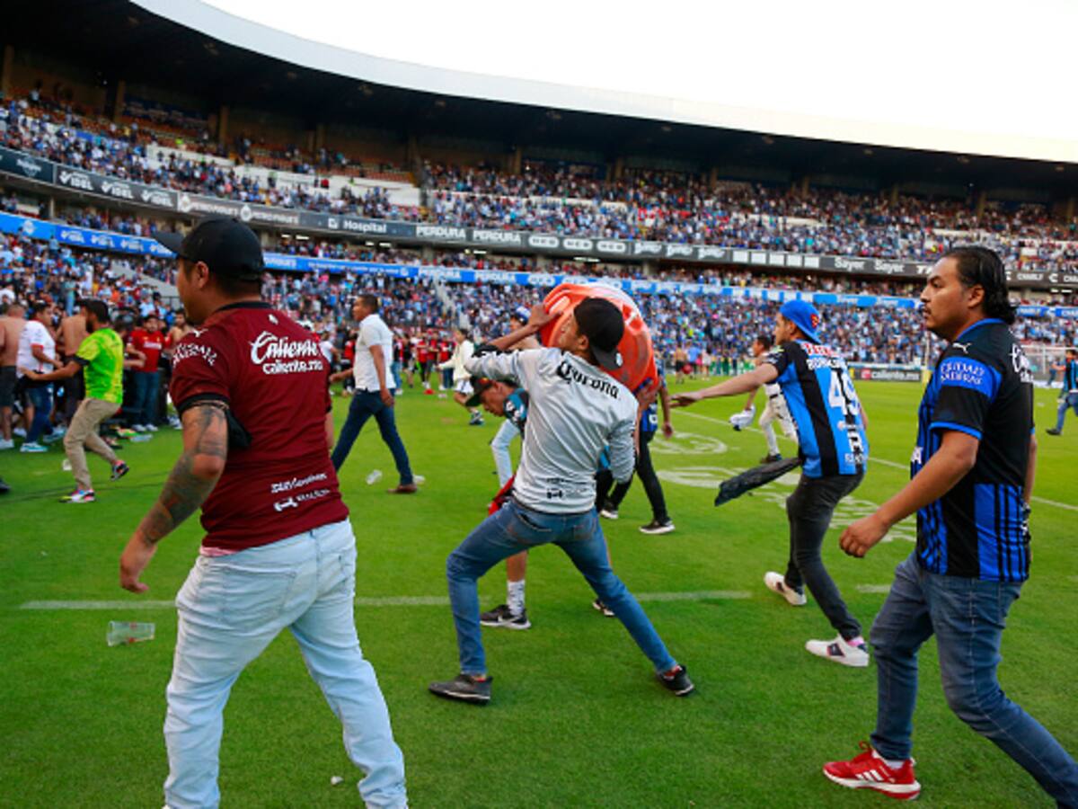 Fiscalía de México y gobernador confirmaron que no hay muertos tras riña entre hinchas de Querétaro y Atlas