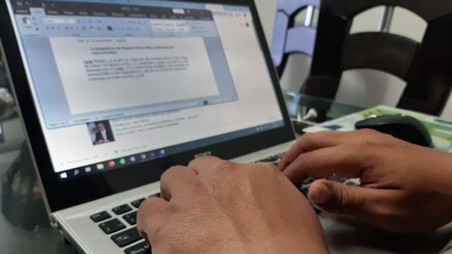 Los delincuentes están suplantando, en páginas web, negocios de comercio para sacar información y realizar este tipo de delitos.. Foto: La W