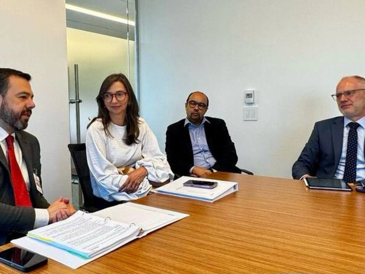 El agua y la construcción del metro de Bogotá: los temas de Galán en su agenda en Washington