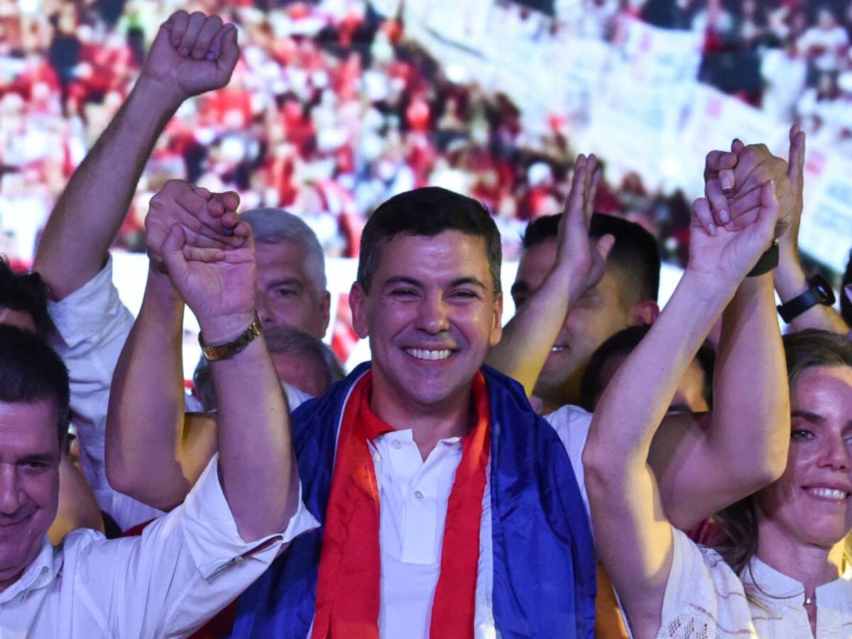 Santiago Peña fue elegido como presidente de Paraguay