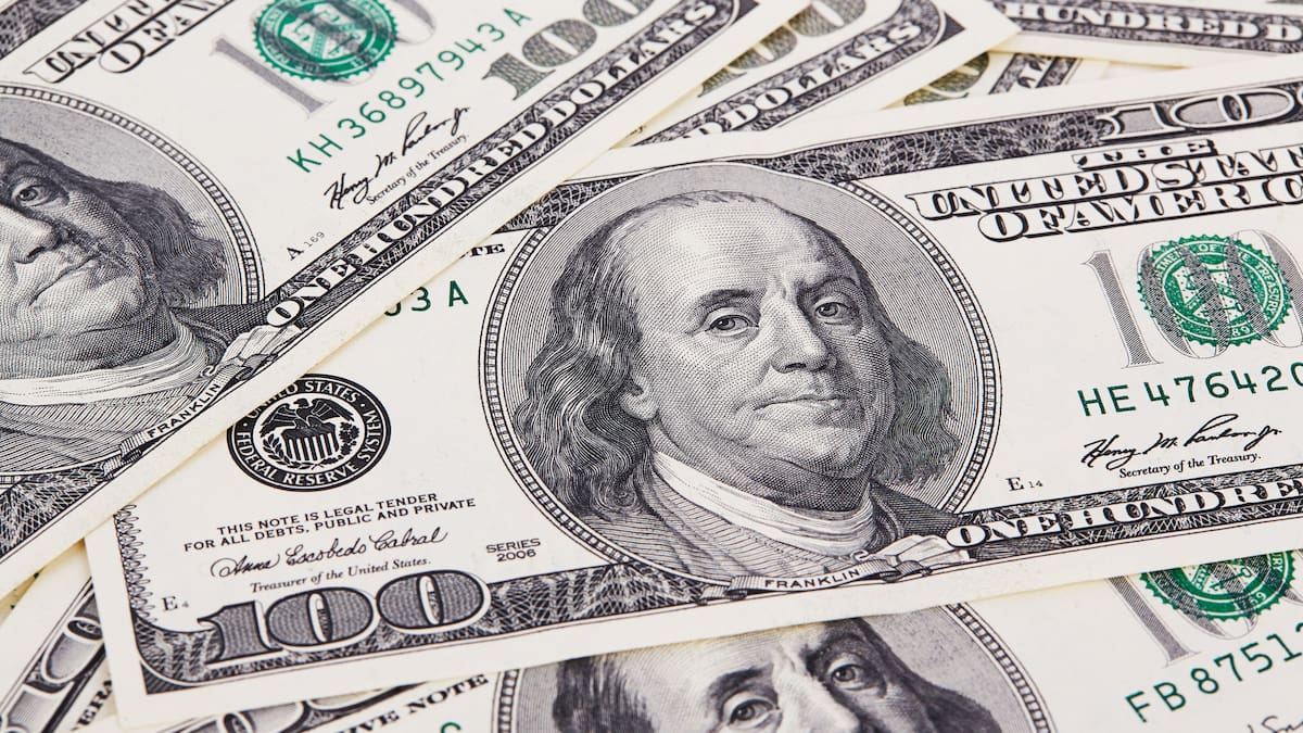 El peso colombiano es muy sensible al movimiento del dólar: Credicorp Capital