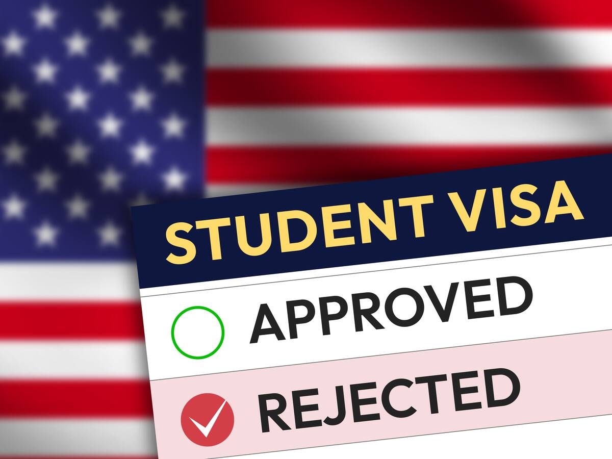 EE.UU. pausó la emisión de visas de estudiantes para evaluar las redes sociales de los solicitantes