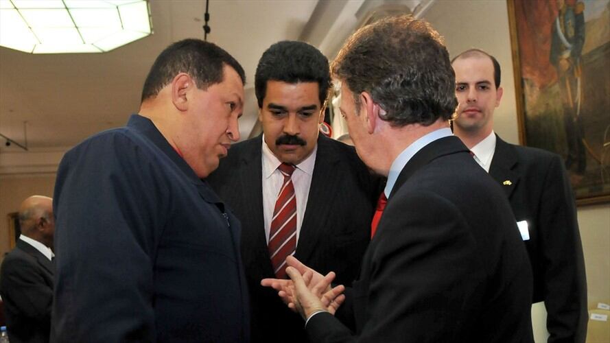 Santos reunido con Maduro y Chávez. Foto: Colprensa