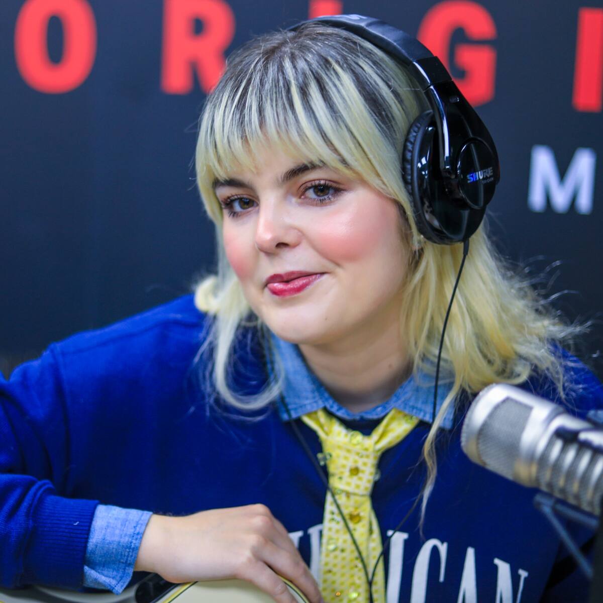 “Quiero que mi música sea un refugio para otros”: Antonia Jones presenta su nuevo álbum