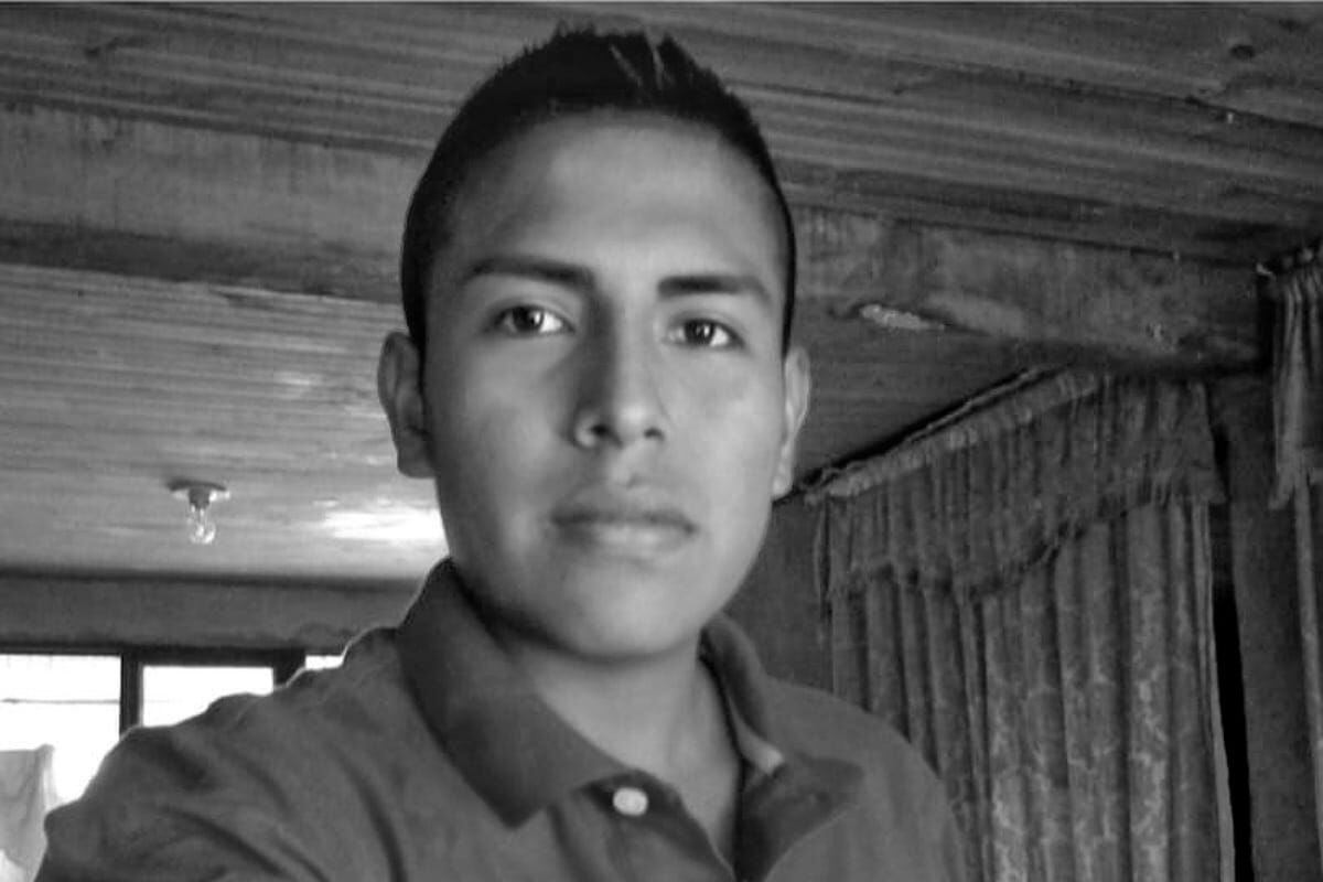 Alexander Chocué Peña, guardia y autoridad indígena del resguardo la Laguna Siberia, asesinado por un grupo armado en la vereda La Buitrera. Crédito: Cric.