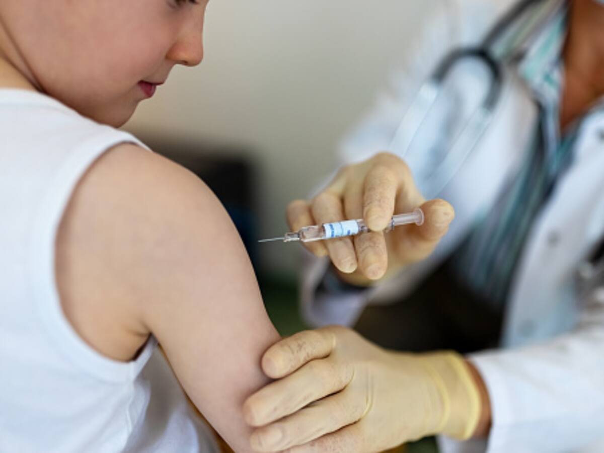 Con 18.000 dosis de Sinovac se reanuda la vacunación COVID-19 para niños de 3 a 11 años