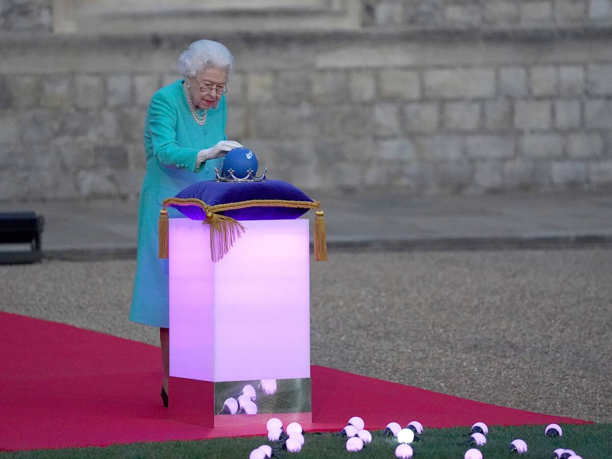 Isabel II canceló su participación en la misa de su jubileo debido a un “malestar”