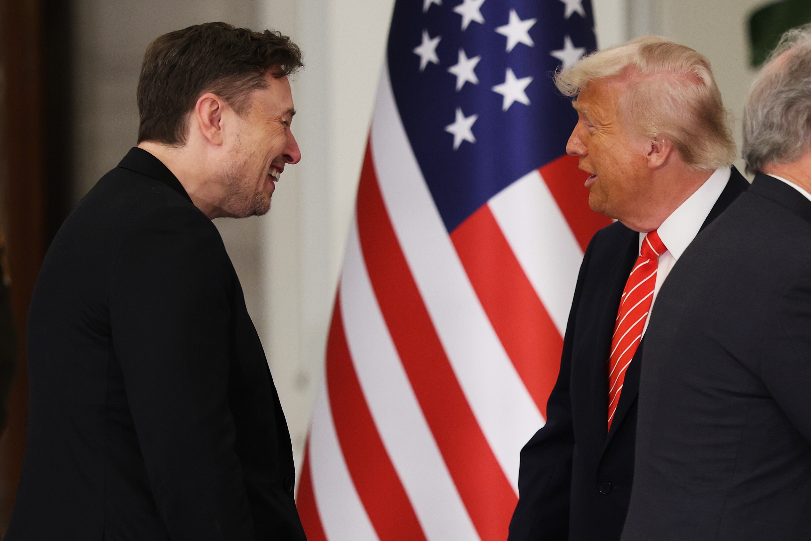 Donald J. Trump y Elon Musk. Foto: Win McNamee/Getty Images.