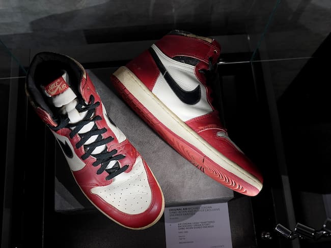 La historia detrás del primer contrato de Michael Jordan y sus míticas zapatillas