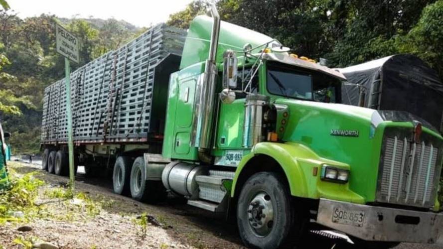 : Existe un decreto municipal que restringe la movilidad de tráfico pesado superior a ocho toneladas por zona rural y casco urbano.