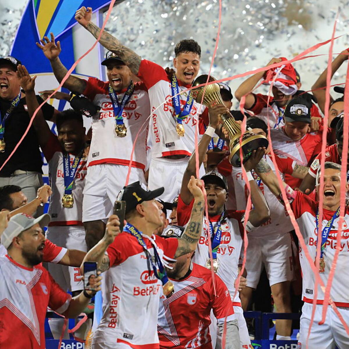 ¡Rugió el León! Independiente Santa Fe, campeón del FPC tras vencer 2-1 al DIM