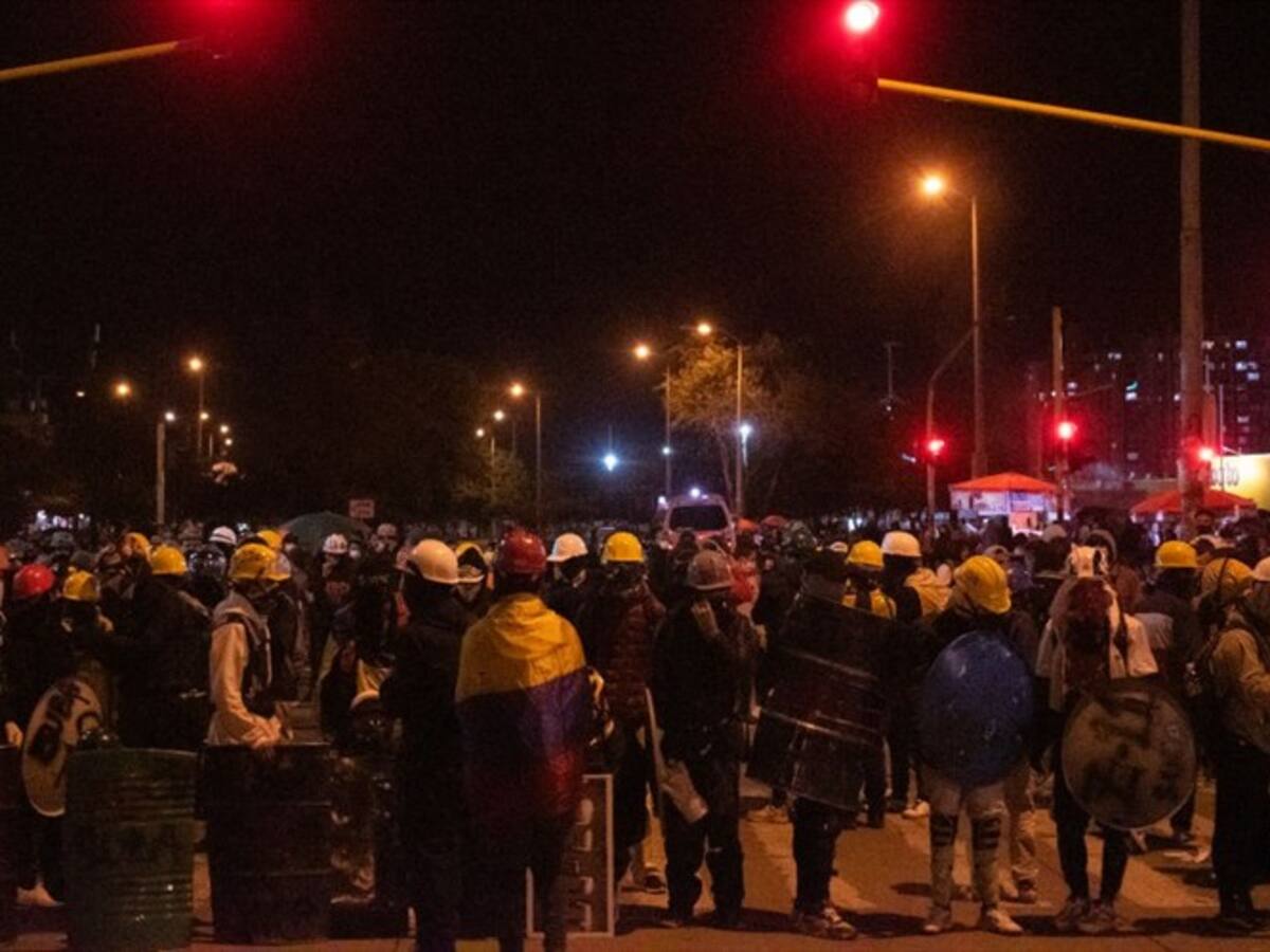 Se prohíben protestas en dos sitios de Bogotá tras muerte de motociclista