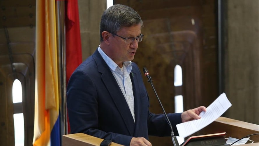 Gobernador (encargado) Luis Fernando Suárez. Foto: Gobernación de Antioquia