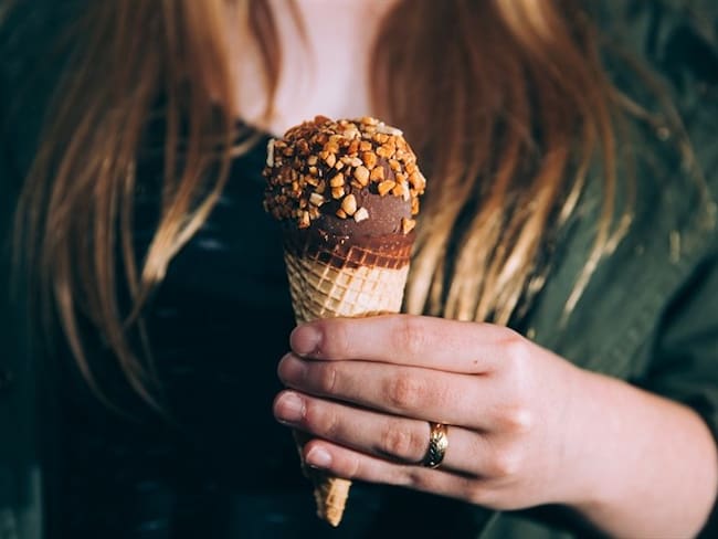 Por lamer un helado una joven podrá pagar una condena entre 2 y 20 años de cárcel. Foto: Pixabay