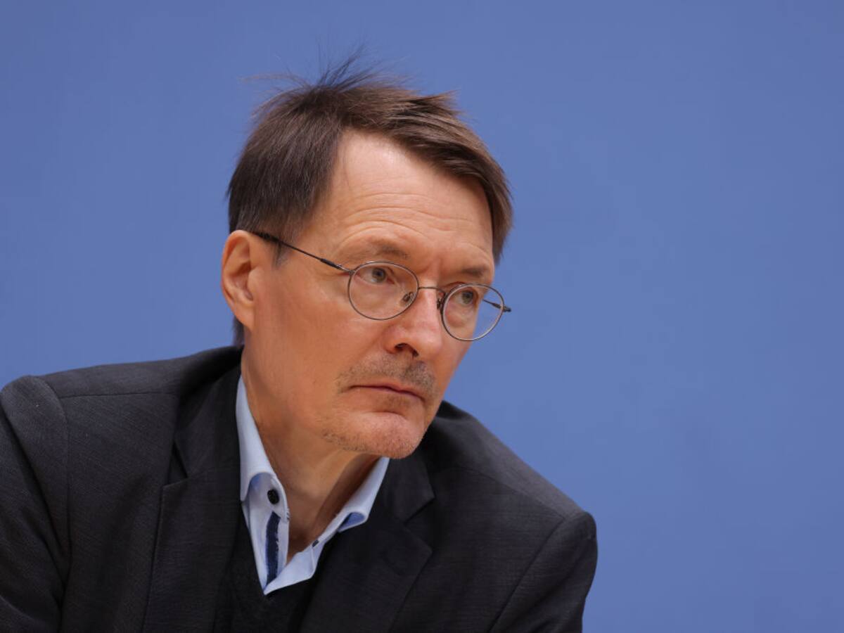 “Hay que mantenerse alerta por variantes del COVID-19″: MinSalud de Alemania