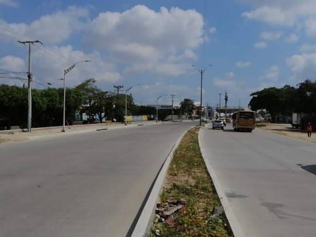 Anuncian mantenimiento al polémico tramo vial que comunica Barranquilla con el aeropuerto Ernesto Cortissoz. Foto: alcaldía de Barranquilla.