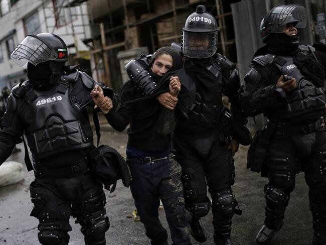 Concejal de Bogotá propone Comisión de la Verdad para casos de violencia policial