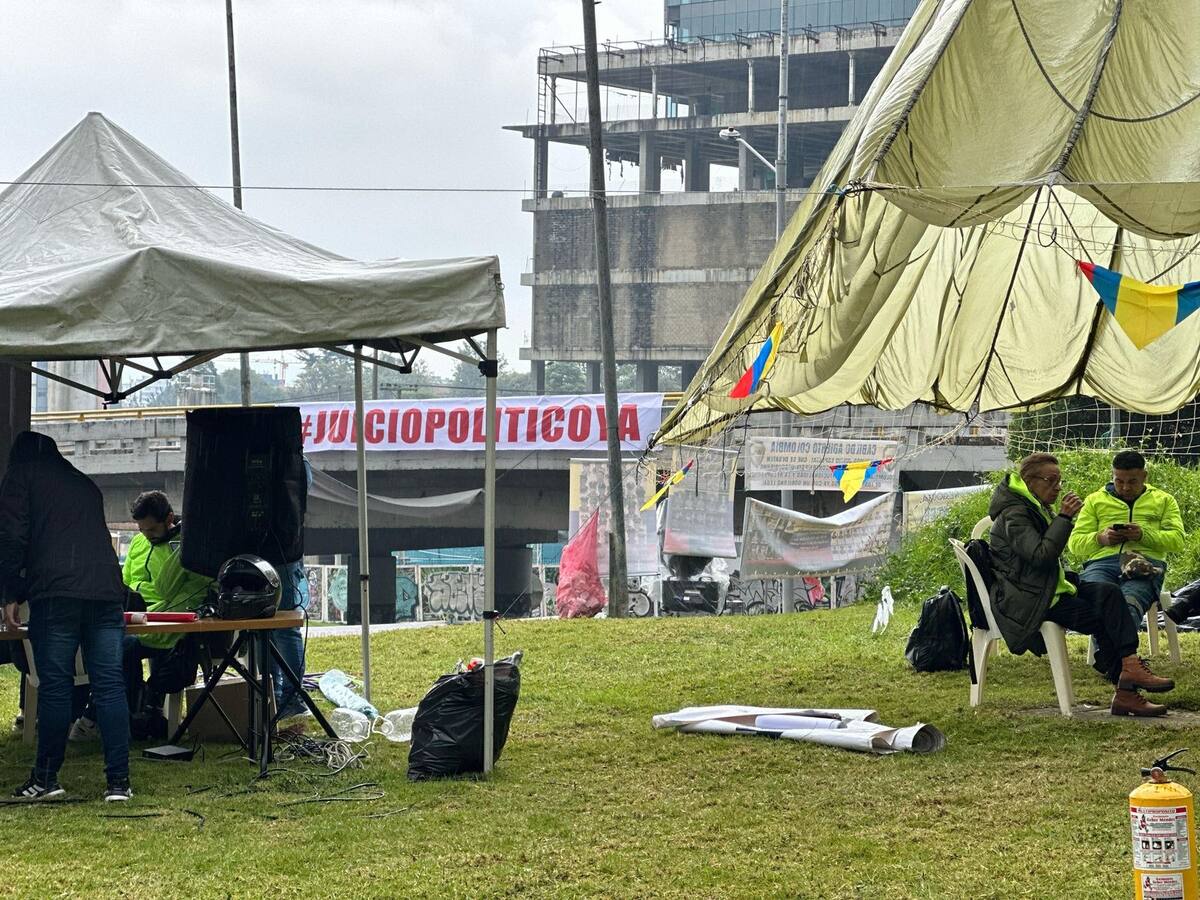 Continúa Asamblea Permanente en las calles de Bogotá hasta que haya juicio político contra Petro