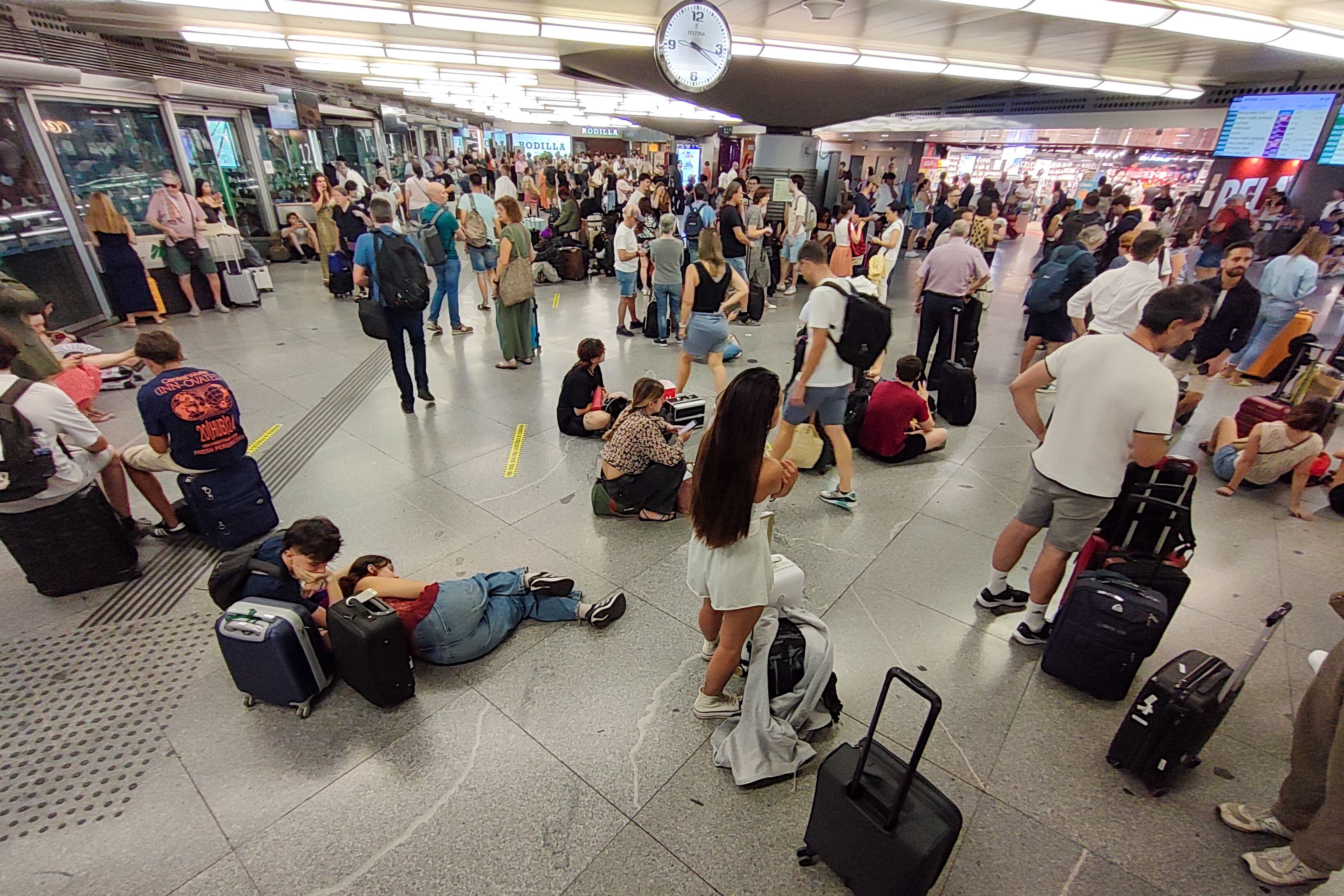 Estación de Atocha en Madrid. Foto: EFE/ Isabel Poncela Laborda.